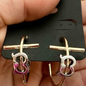 1 1/2” WHITE & YELLOW GOLD PLATED FASHION HOOP EARRINGS